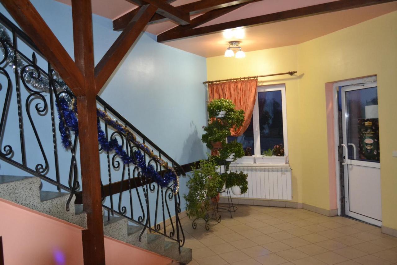 Hotel Rava-Ruska Dış mekan fotoğraf